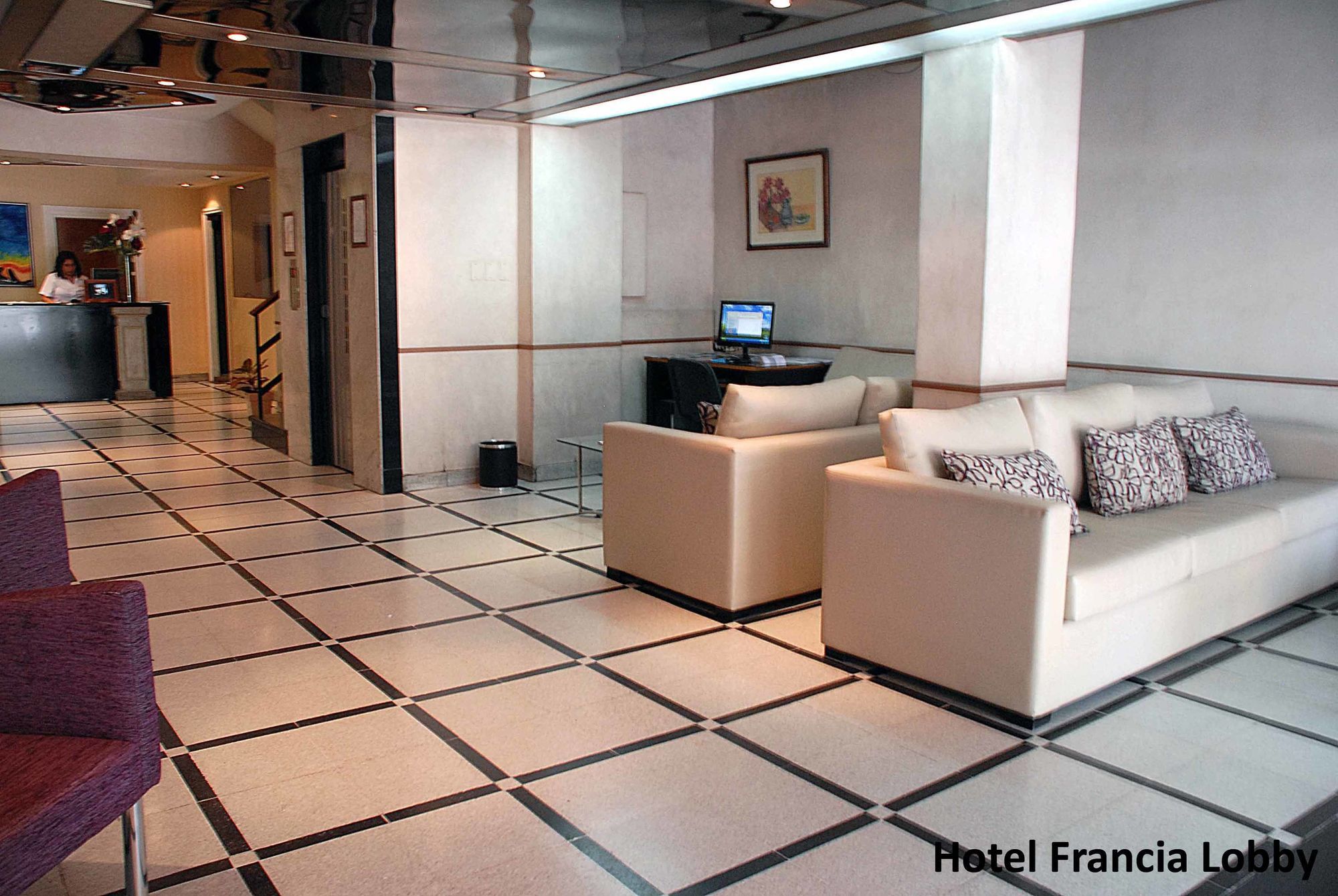 Hotel Francia San Miguel de Tucumán Екстериор снимка